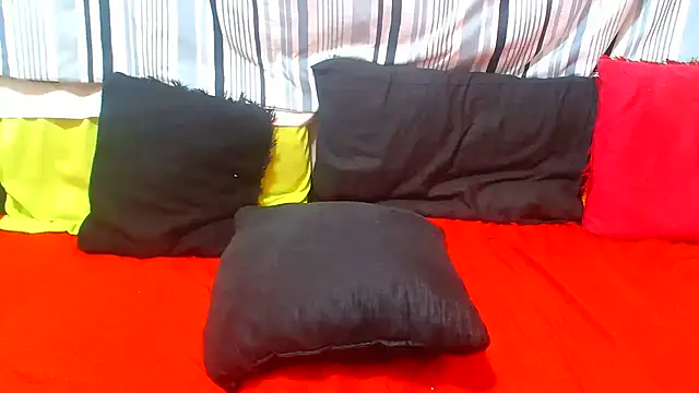 AfricanBigAssxx98 webcam
