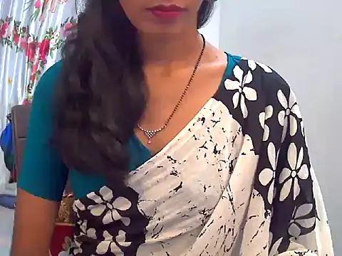 Watch sexy_janu25 live on EroticFlix - High definition streams
