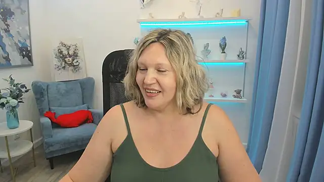 NinaStarle live cam on StripChat