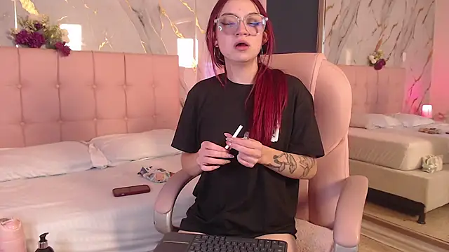 Red_kytty6 webcam
