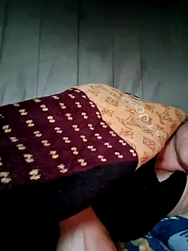 xuxulovezz webcam