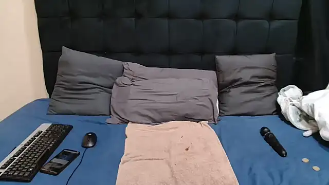 CaramelBootty webcam