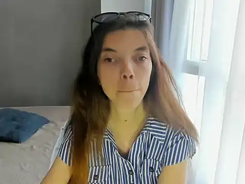 LikaAeiston1 webcam