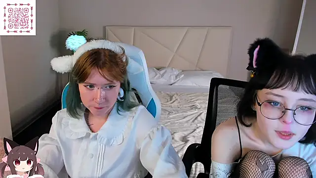 Elira_Vane webcam