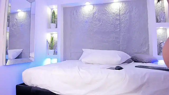 CristalCollins_ webcam