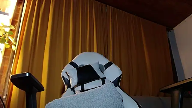 sebastian_horny webcam