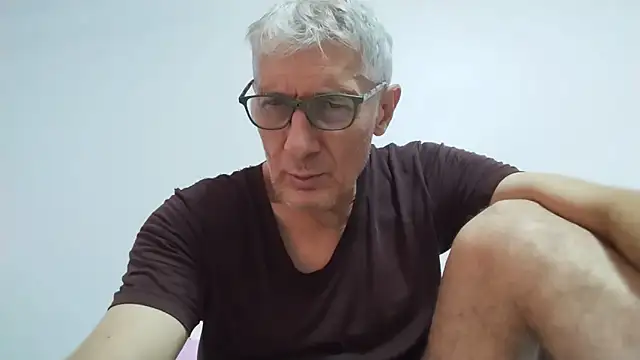 BIGUNCUTHARDCOCK webcam