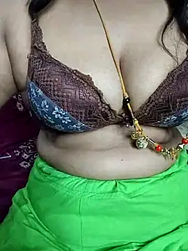 Watch gaurika18 live on EroticFlix - High definition streams