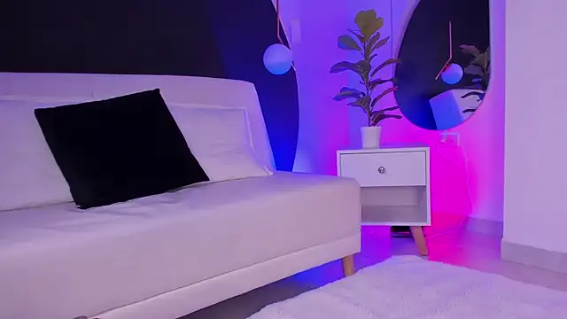 zoe_rivers webcam