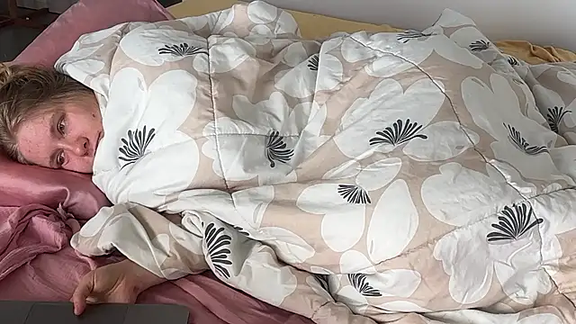 fluffy_bunnyxxx webcam