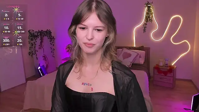 Lisa_Blossom webcam