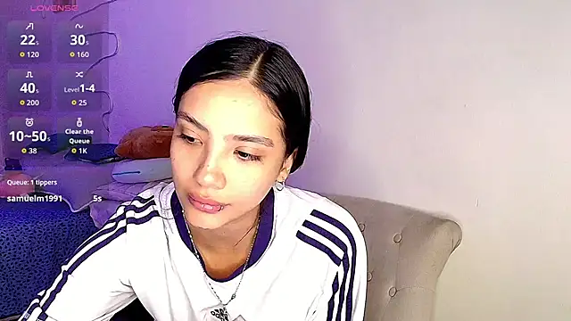 mia_yireth webcam