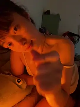 Tramy_xx webcam