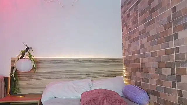 luna_valen webcam