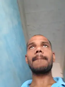 Daddyishere_19 webcam