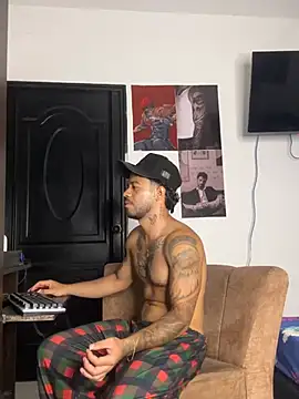 Kenny_romano webcam