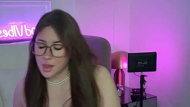 MeganStrane webcam