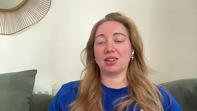 arielsweetieee webcam