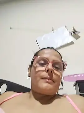 Bella_Morena27 webcam