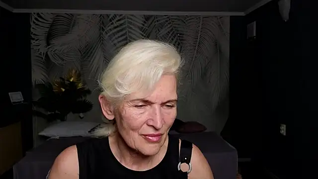 Watch Nia_Natur live on EroticFlix - High definition streams