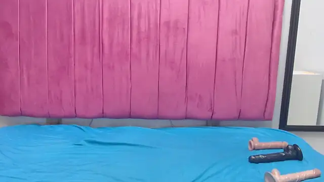 AmberDiamondMMXXX webcam