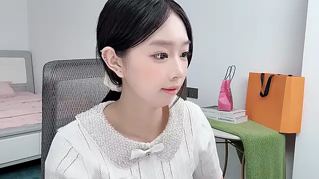 Yoyo33355 webcam