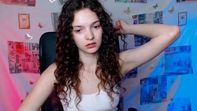 Watch _SusieSu_ live on EroticFlix - High definition streams