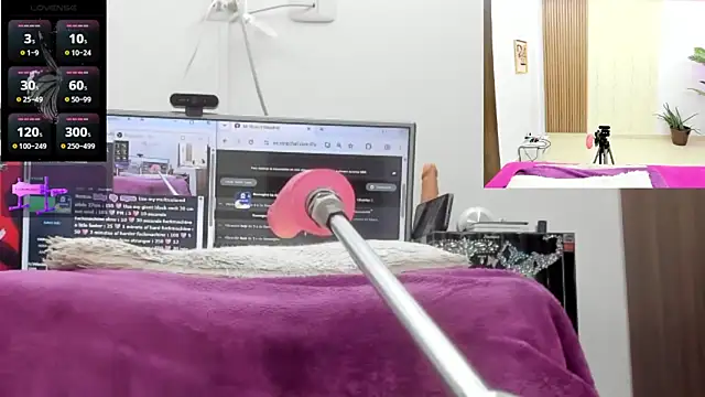 Paulina_Davis_ webcam