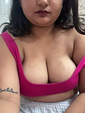 Curvy_Anaya webcam