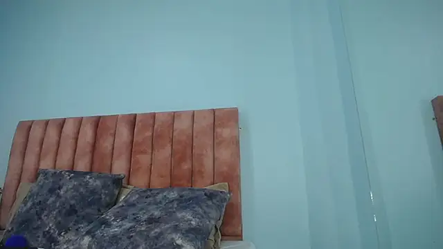 nana_levy webcam