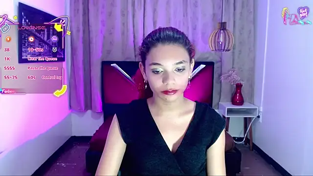 luisa__torres live cam on StripChat