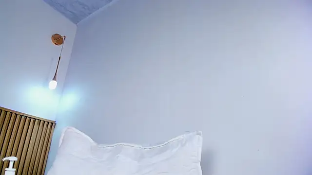 sarita__gomez (F young) - control machine x2