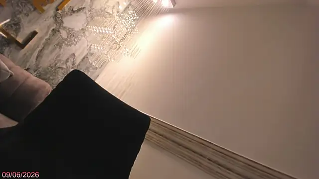 Celora - Trans webcam sex chat
