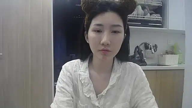 asiagirll (F young) - MAKE ME HAPPY