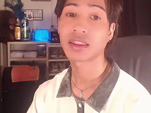 ryu_23 (Ask my age) - make me happy <3 and lets make love!
