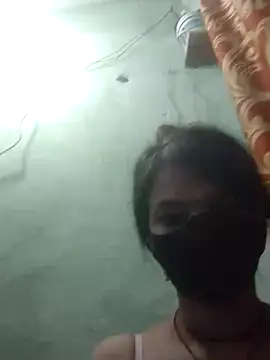 Hotmayahot live cam on StripChat