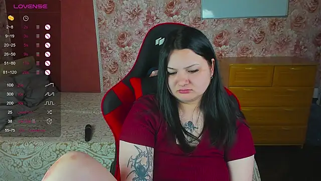 _Alice_Weidel_ live cam on StripChat