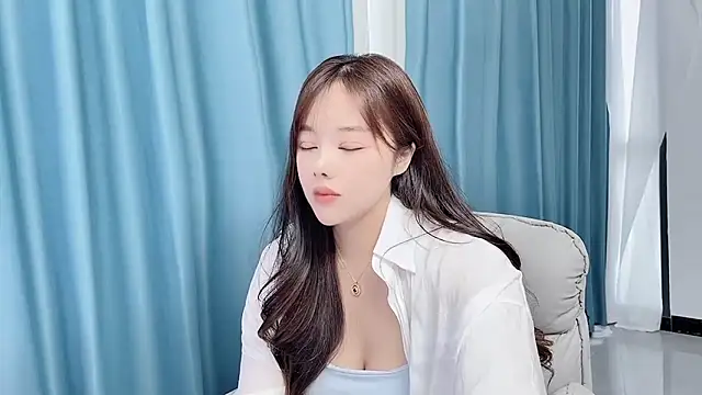 Qingqing19 live cam on StripChat