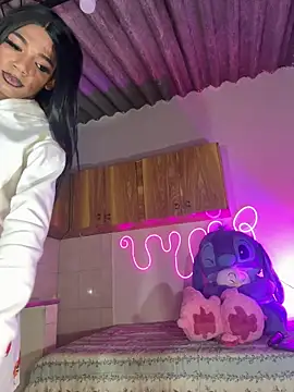 violeta_E_ live cam on StripChat