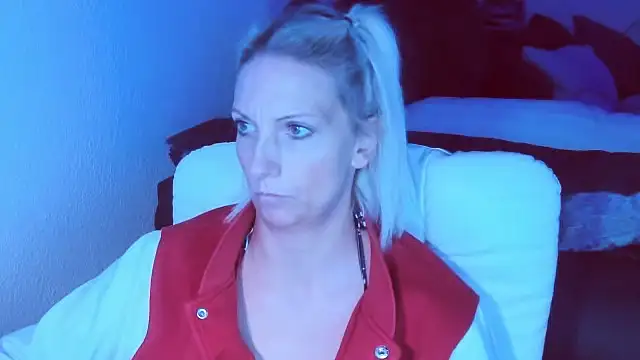 SexyJulia21 webcam