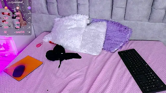 Ayla_Han webcam