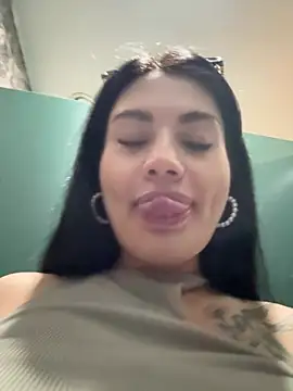 Watch Wet__Bunny live on EroticFlix - High definition streams