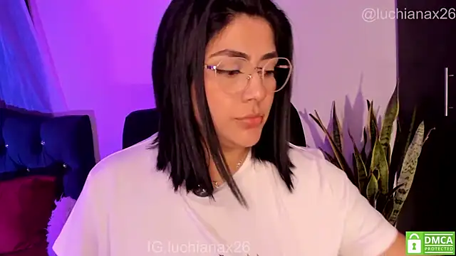 lucy26_ (F young) - let's be happy