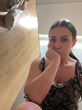 crazzychicks (Ask my age) - SQUIRT