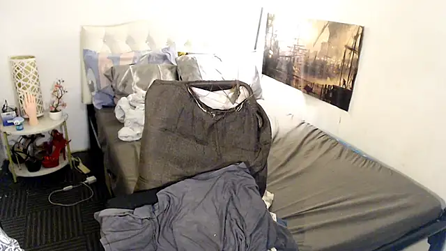 NinaDOM4CUM webcam