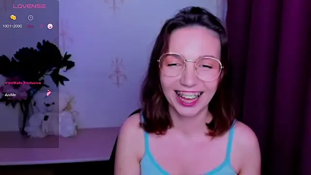 KindHazelHere_ webcam