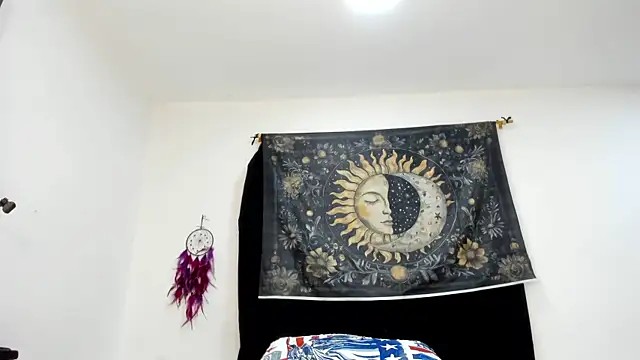 Watch MANDY_BIG_BOOT live on EroticFlix - High definition streams