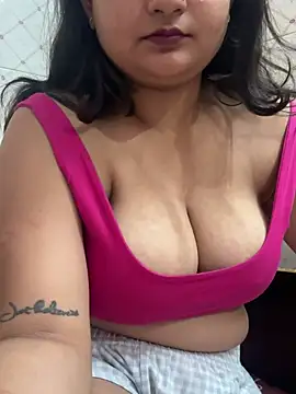 curvy_anaya (F teen) - Pussy rub