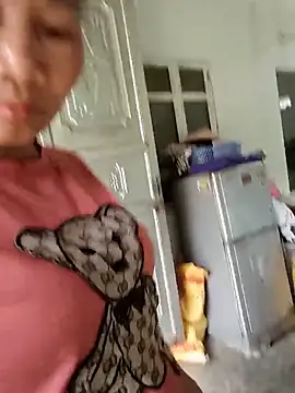 BlueGirlyeah webcam