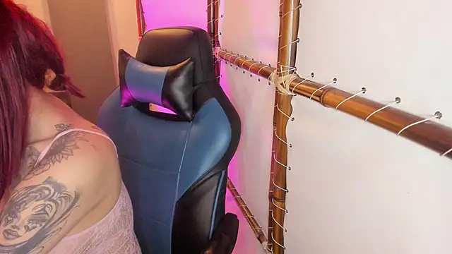 scarbadgirl_ (T teen) - SHOW ASS OPENn